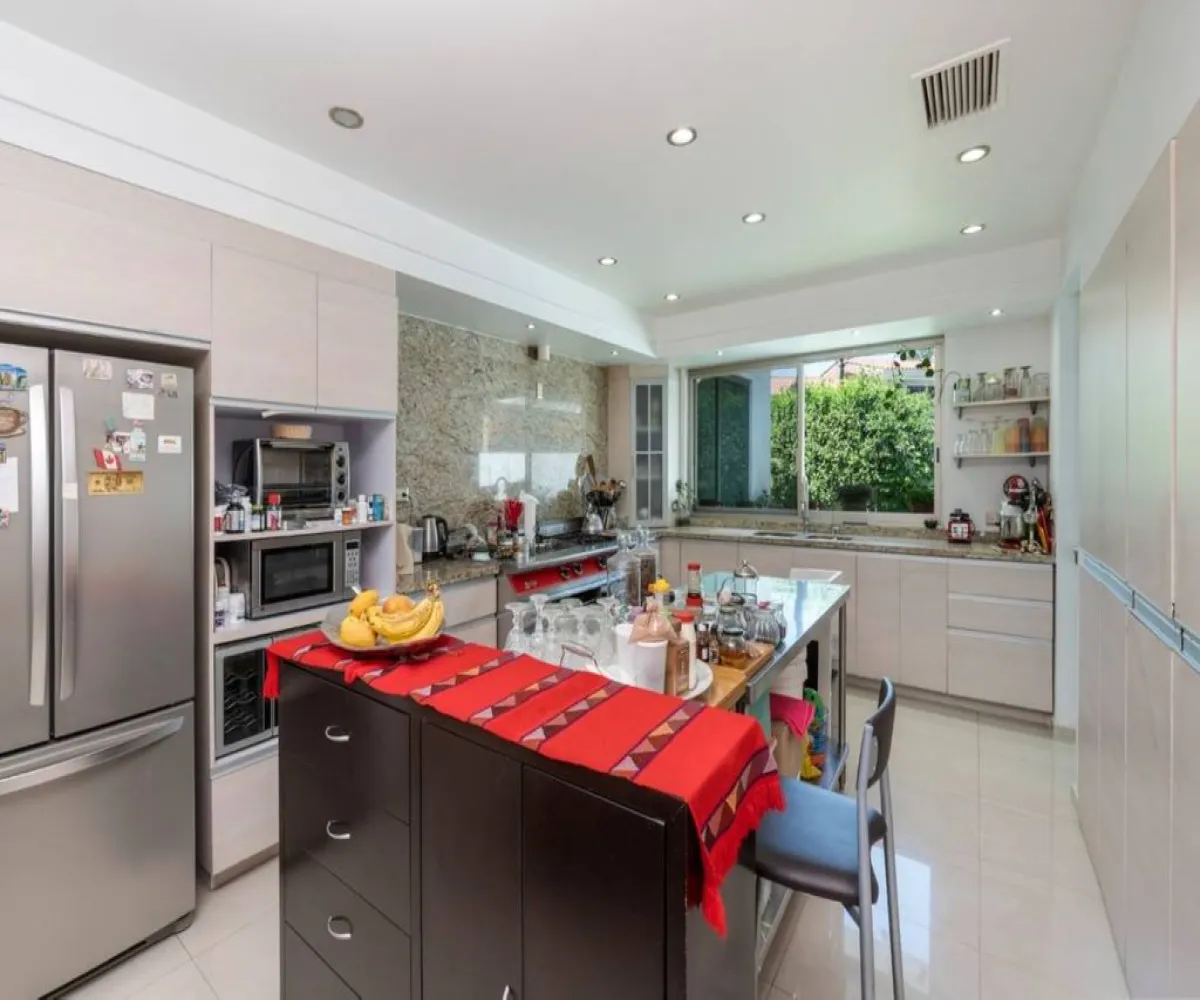 Casa En Venta,Campo de Golf Santa Anita Condominio,Paseo de Los Lirios 601, Tlajomulco de Zúñiga, Jalisco 45645, 4 Habitaciones,3 Baños,Paseo de Los Lirios,1,piNvqJy