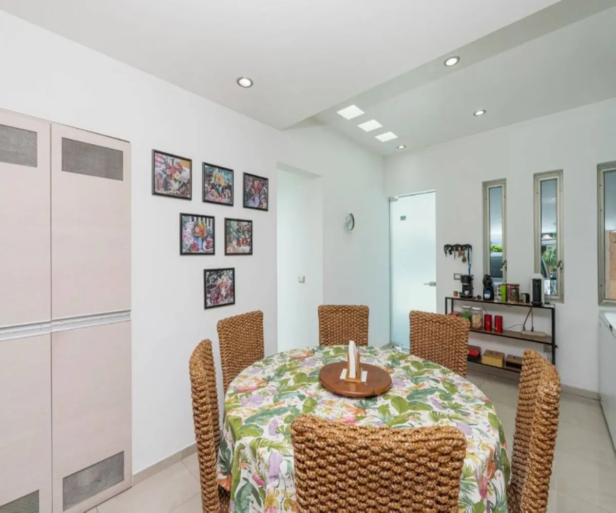 Casa En Venta,Campo de Golf Santa Anita Condominio,Paseo de Los Lirios 601, Tlajomulco de Zúñiga, Jalisco 45645, 4 Habitaciones,3 Baños,Paseo de Los Lirios,1,piNvqJy