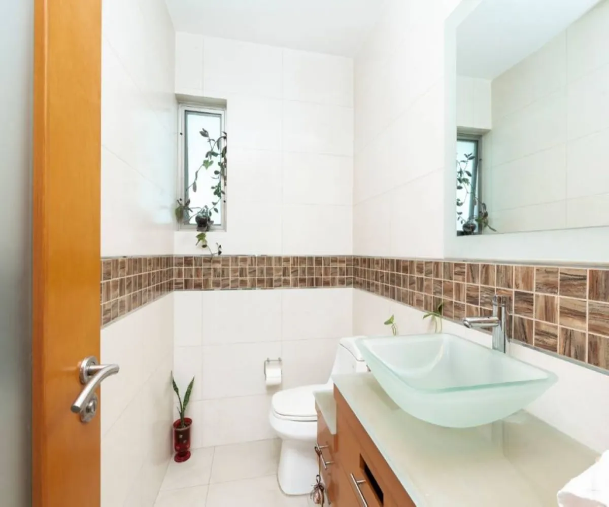 Casa En Venta,Campo de Golf Santa Anita Condominio,Paseo de Los Lirios 601, Tlajomulco de Zúñiga, Jalisco 45645, 4 Habitaciones,3 Baños,Paseo de Los Lirios,1,piNvqJy