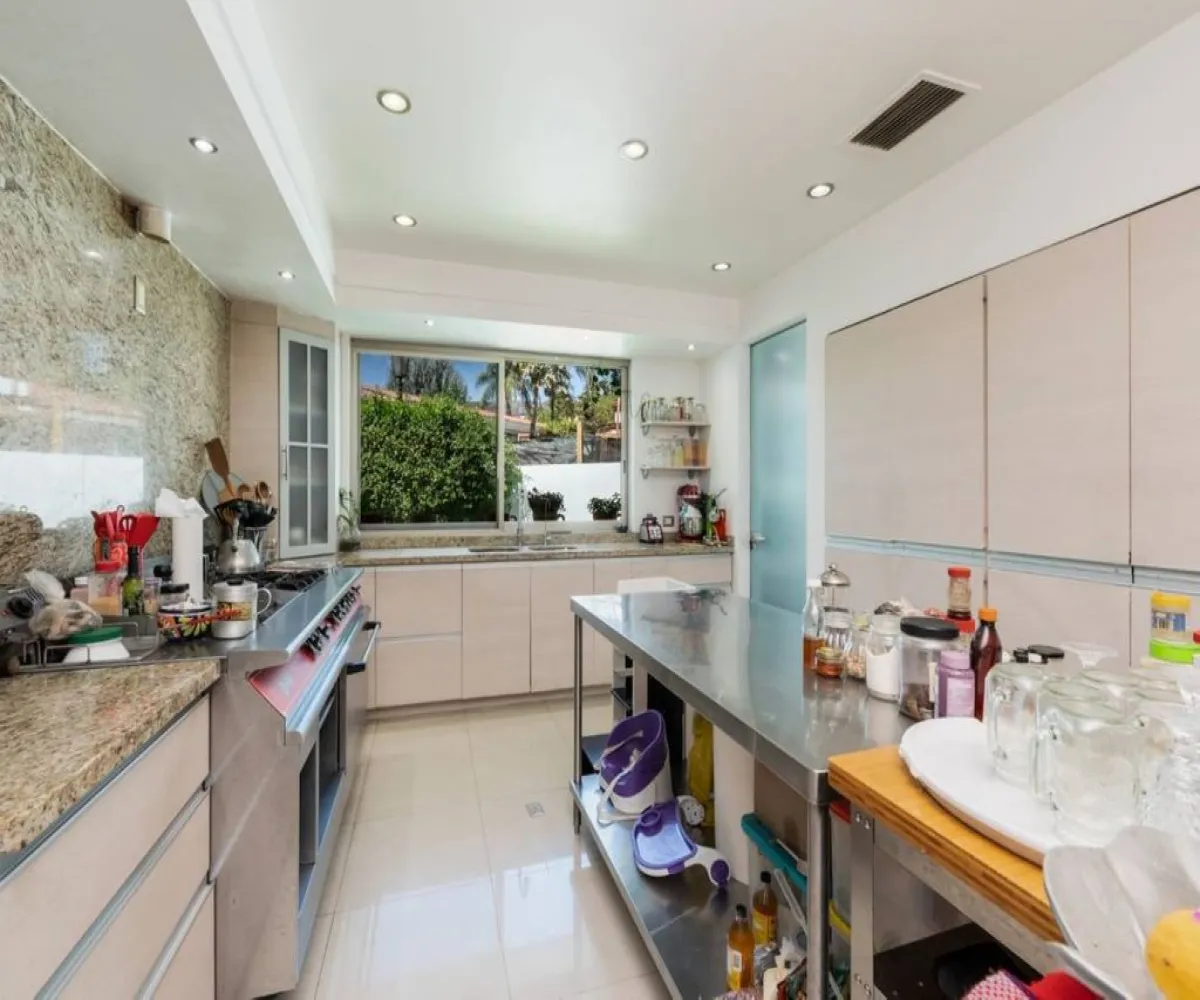 Casa En Venta,Campo de Golf Santa Anita Condominio,Paseo de Los Lirios 601, Tlajomulco de Zúñiga, Jalisco 45645, 4 Habitaciones,3 Baños,Paseo de Los Lirios,1,piNvqJy