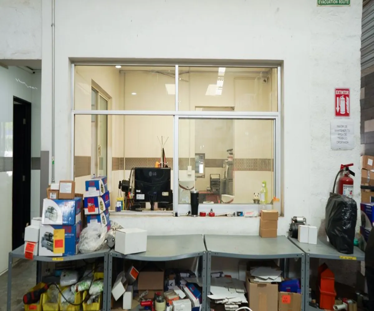 Bodega En Venta,Atlas,Calzada Jesús González Gallo 705, Guadalajara, Jalisco 44870,4 Baños,Calzada Jesús González Gallo,1,phY4XfG