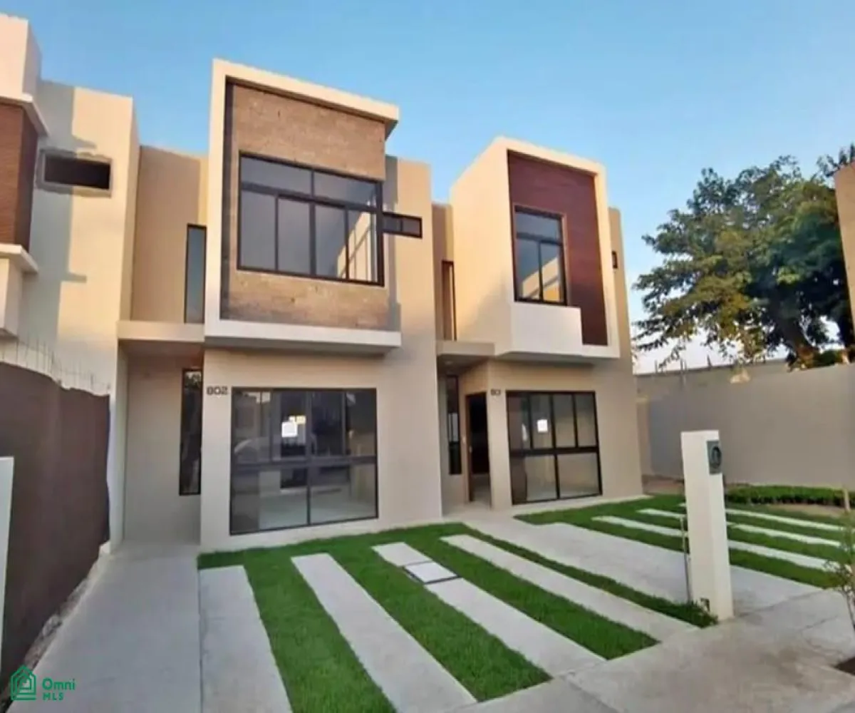 Casa En Venta,Las Mojoneras,Prolongacion Villa las Flores 900 311, Puerto Vallarta, Jalisco 48290, 3 Habitaciones,2 Baños,Prolongacion Villa las Flores 900,2,MX251014997