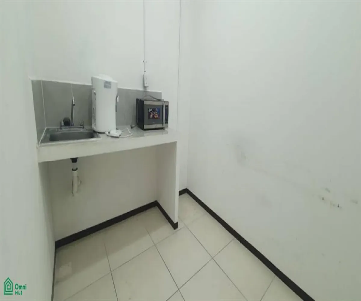 Local En Venta,Santa Elena Alcalde Oriente,Fidel Velazquez 1397, Guadalajara, Jalisco 44220,Fidel Velazquez,MX251015165