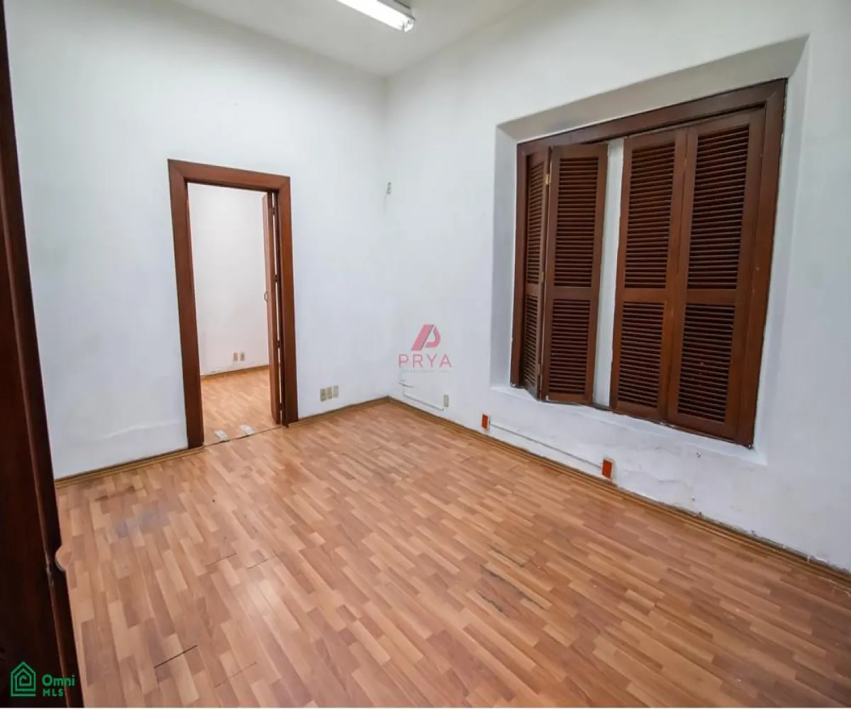 Casa En Venta,Americana,Pedro Moreno #1358 S/N, Guadalajara, Jalisco 44160, 11 Habitaciones,2 Baños,Pedro Moreno #1358,3,MX251015744