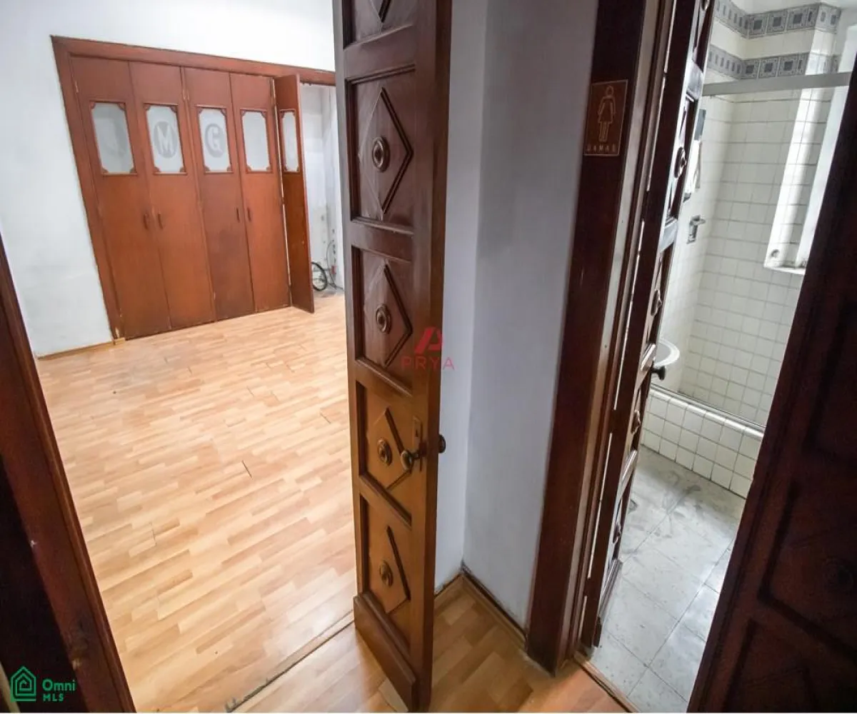 Casa En Venta,Americana,Pedro Moreno #1358 S/N, Guadalajara, Jalisco 44160, 11 Habitaciones,2 Baños,Pedro Moreno #1358,3,MX251015744