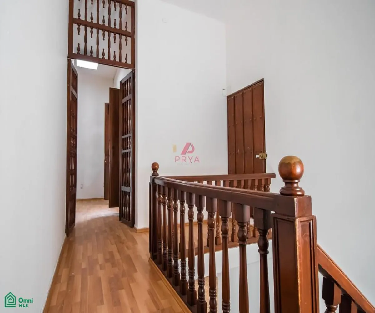 Casa En Venta,Americana,Pedro Moreno #1358 S/N, Guadalajara, Jalisco 44160, 11 Habitaciones,2 Baños,Pedro Moreno #1358,3,MX251015755