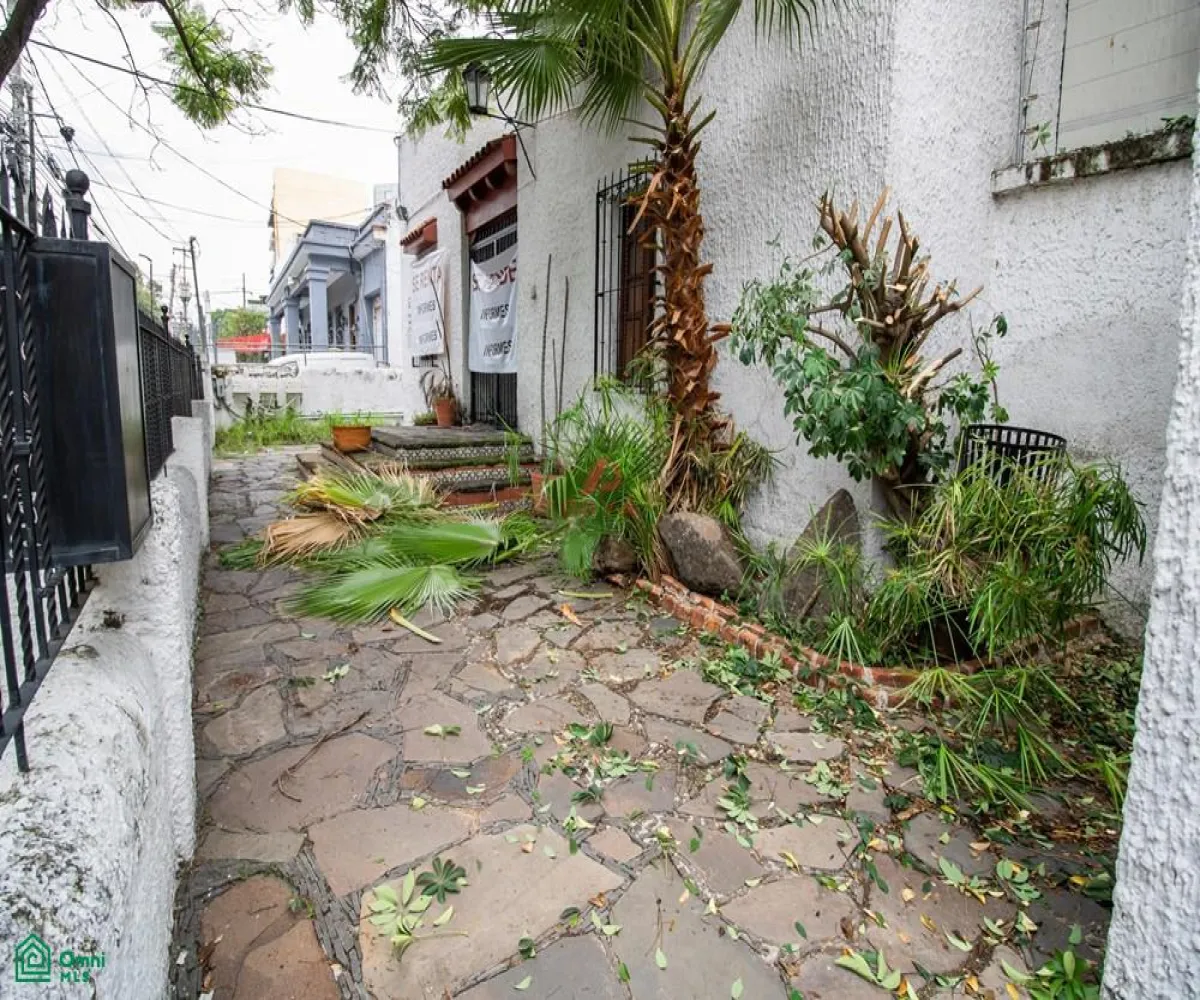 Casa En Venta,Americana,Pedro Moreno #1358 S/N, Guadalajara, Jalisco 44160, 11 Habitaciones,2 Baños,Pedro Moreno #1358,3,MX251015755