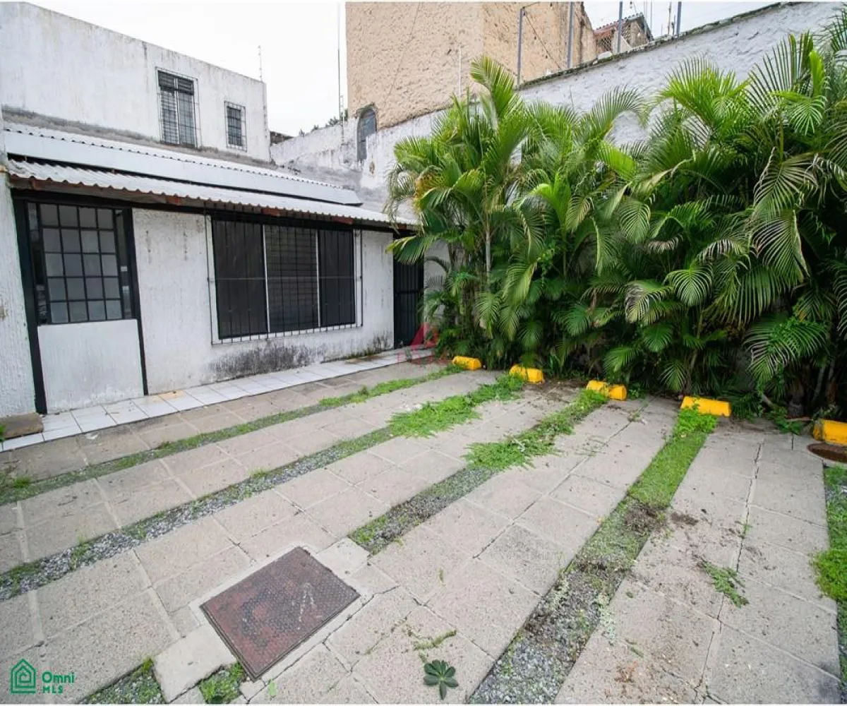 Casa En Venta,Americana,Pedro Moreno #1358 S/N, Guadalajara, Jalisco 44160, 11 Habitaciones,2 Baños,Pedro Moreno #1358,3,MX251015755