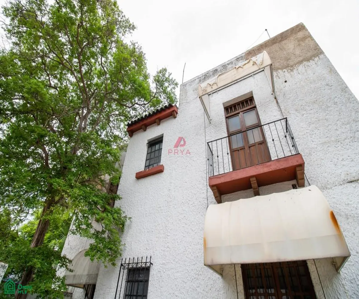 Casa En Venta,Americana,Pedro Moreno #1358 S/N, Guadalajara, Jalisco 44160, 11 Habitaciones,2 Baños,Pedro Moreno #1358,3,MX251015755