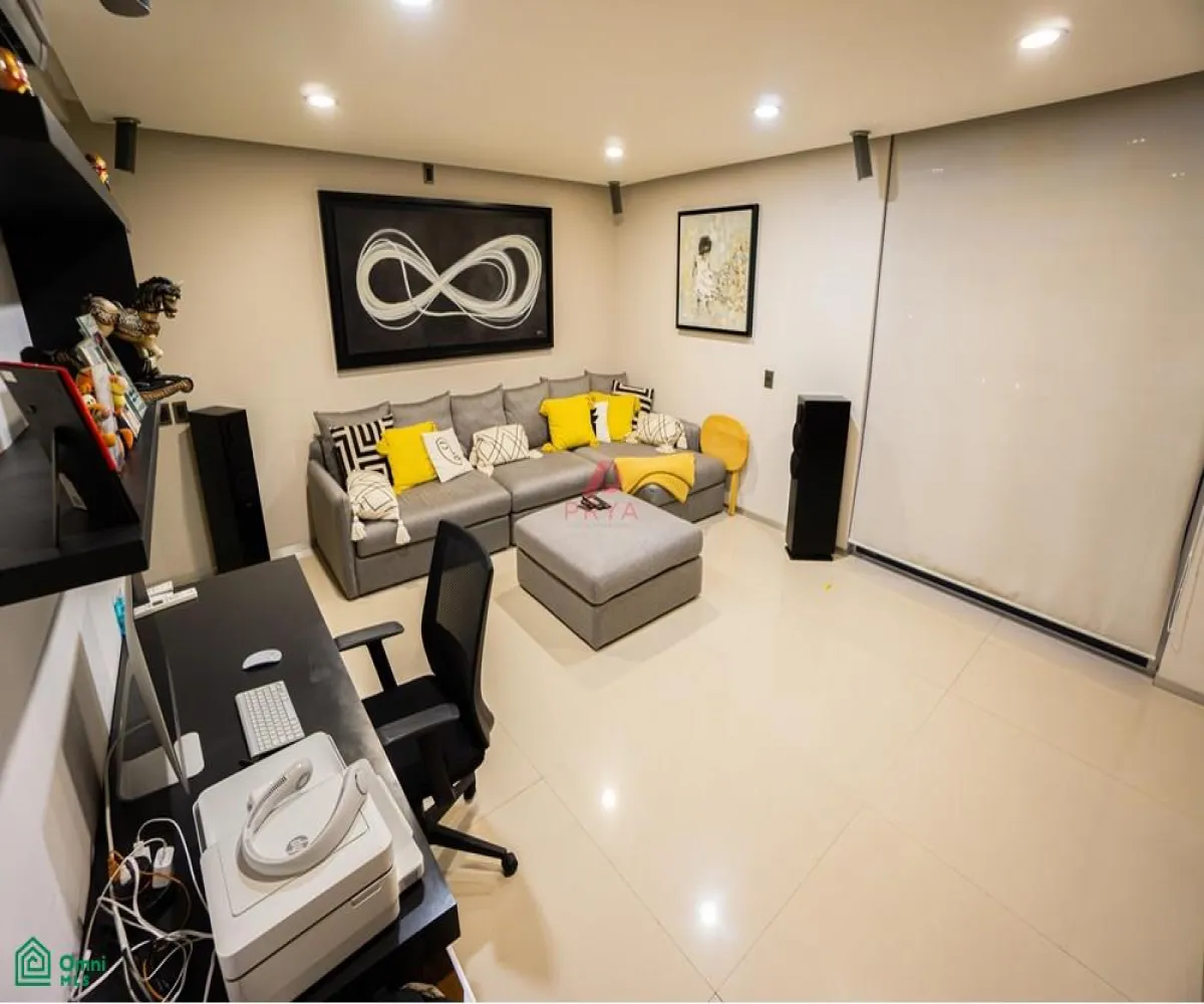 Casa En Venta,Puerta Plata,Circuito del sol S/N, Zapopan, Jalisco 45116, 3 Habitaciones,3 Baños,Circuito del sol,2,MX251015773