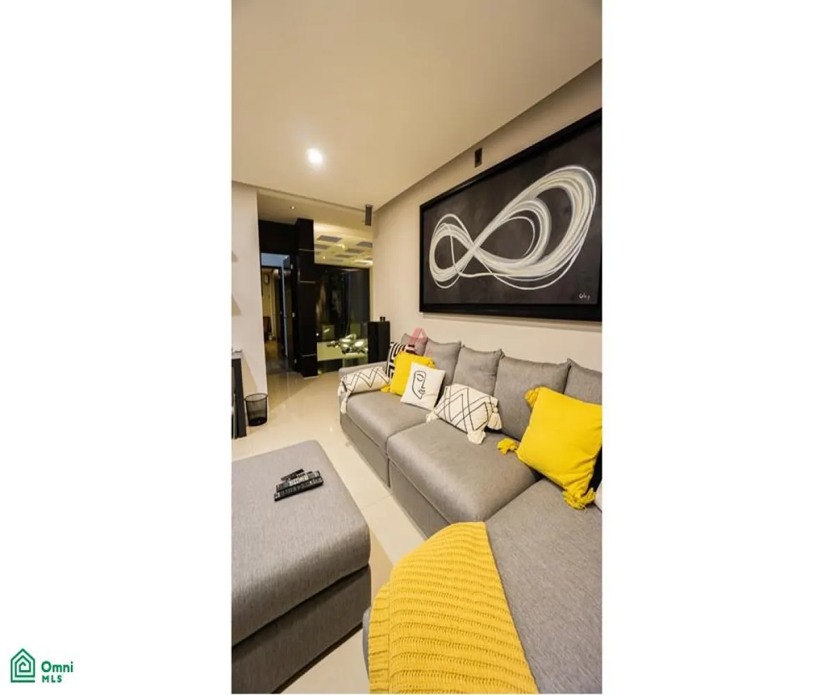 Casa En Venta,Puerta Plata,Circuito del sol S/N, Zapopan, Jalisco 45116, 3 Habitaciones,3 Baños,Circuito del sol,2,MX251015773