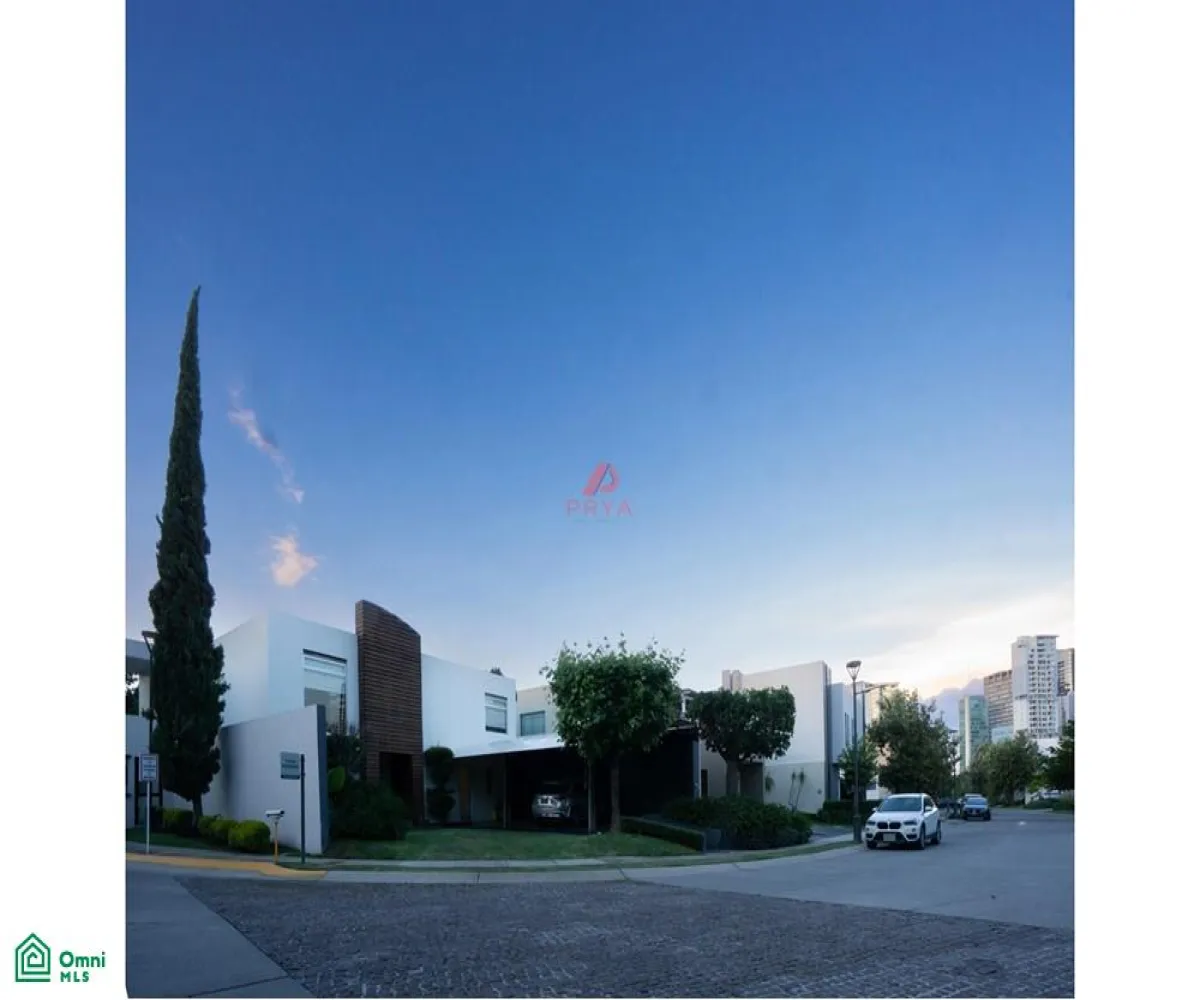 Casa En Venta,Puerta Plata,Circuito del sol S/N, Zapopan, Jalisco 45116, 3 Habitaciones,3 Baños,Circuito del sol,2,MX251015773