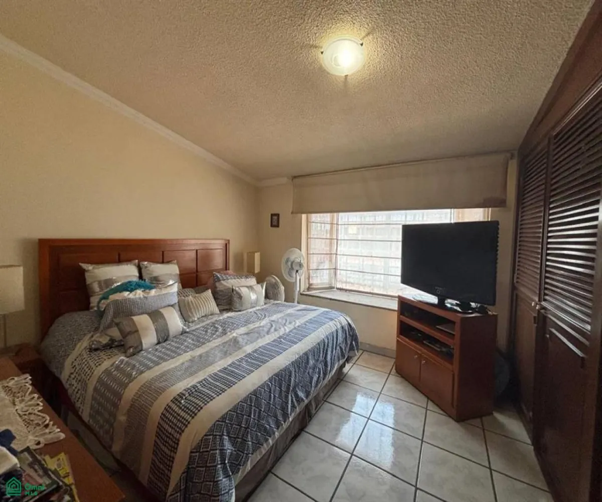 Casa En Venta,Verde Valle,Perla 1207, Guadalajara, Jalisco 44550, 3 Habitaciones,4 Baños,Perla,1,MX251016027