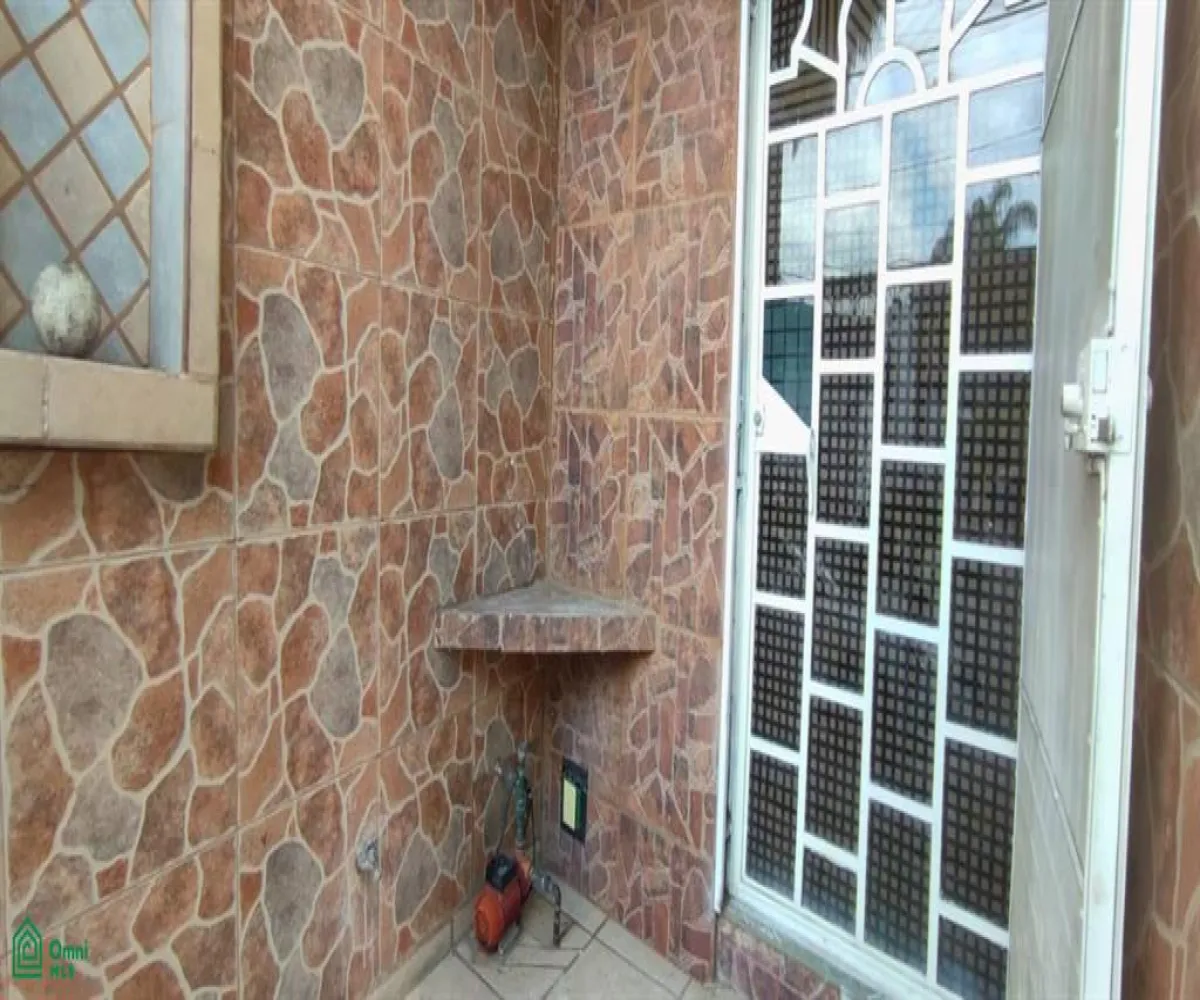 Casa En Venta,Paraísos Del Colli,Prolongacion Volcan Quinceo ., Zapopan, Jalisco 45069, 1 Cuarto,2 Baños,Prolongacion Volcan Quinceo,2,MX251016166