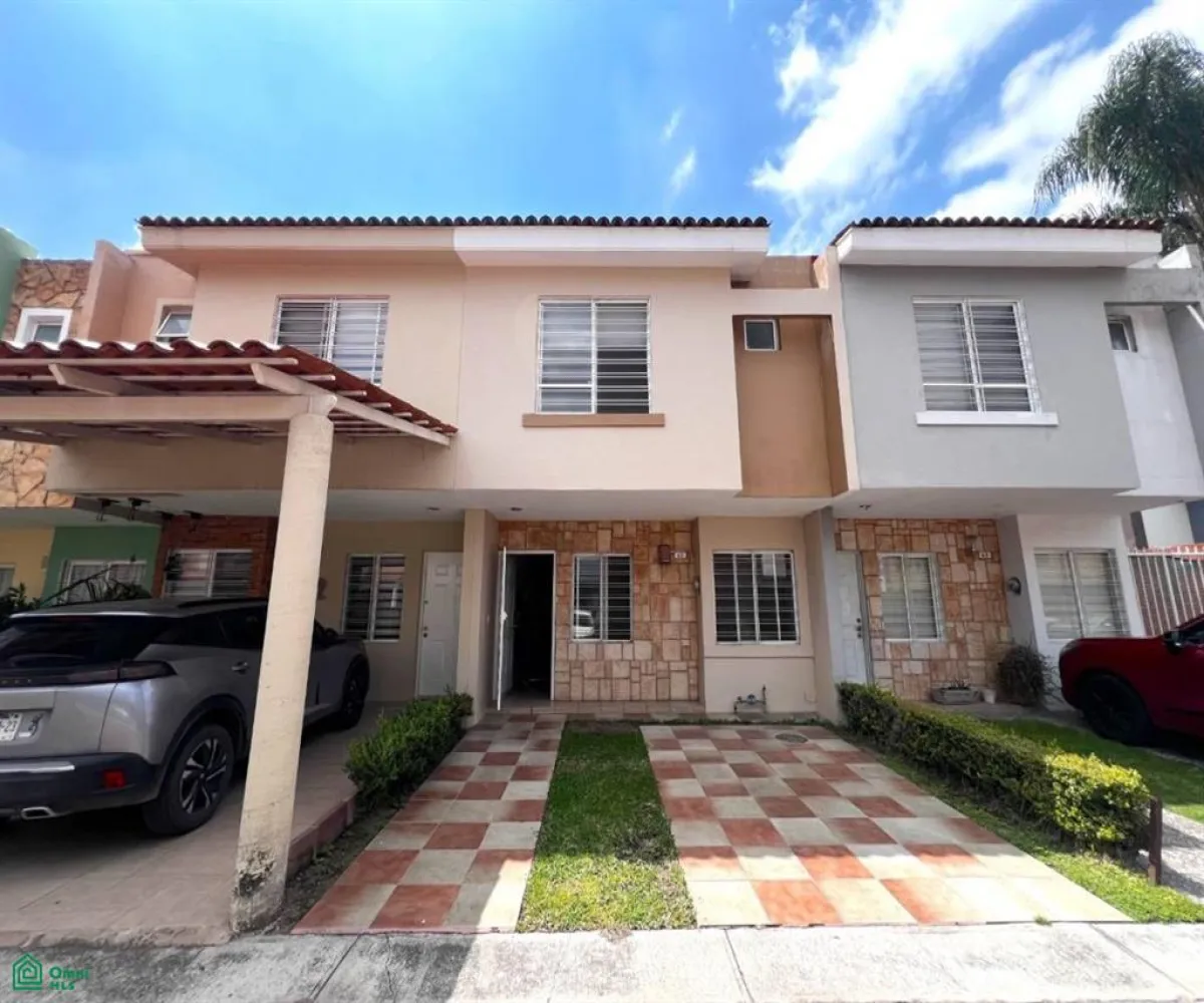 Casa En Venta,Parques del Bosque,Av. Agrícola 2938, Tlaquepaque, Jalisco 45609, 3 Habitaciones,2 Baños,Av. Agrícola,2,MX251018522