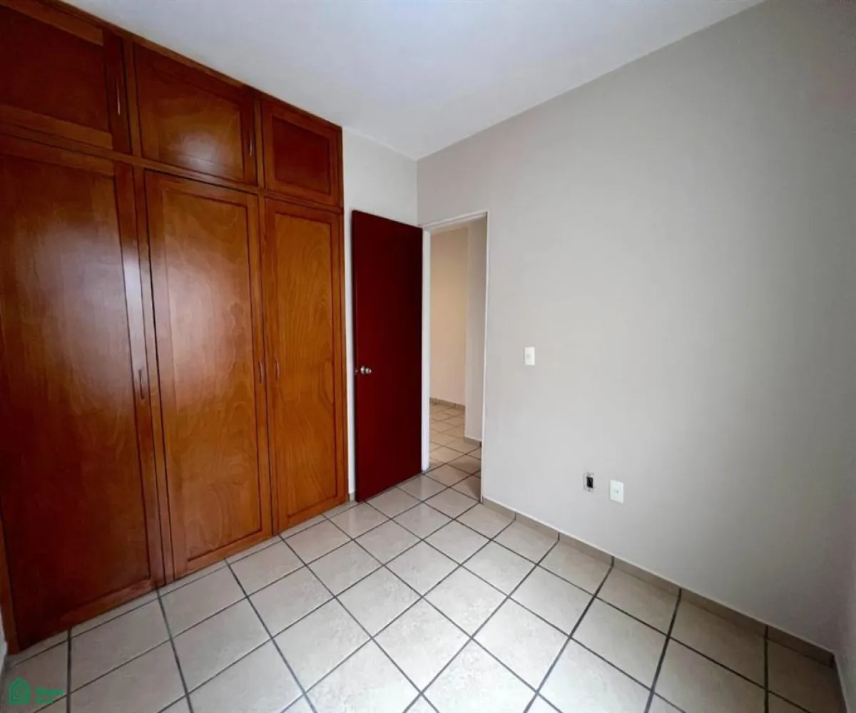 Casa En Venta,Parques del Bosque,Av. Agrícola 2938, Tlaquepaque, Jalisco 45609, 3 Habitaciones,2 Baños,Av. Agrícola,2,MX251018522