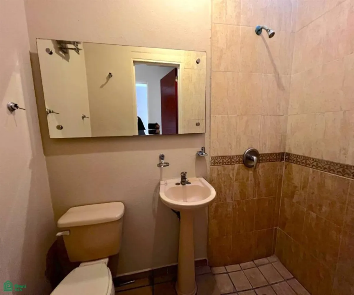 Casa En Venta,Parques del Bosque,Av. Agrícola 2938, Tlaquepaque, Jalisco 45609, 3 Habitaciones,2 Baños,Av. Agrícola,2,MX251018522