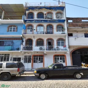 Departamento En Venta,Emiliano Zapata,calle Francisco I madero 275, Puerto Vallarta, Jalisco 48380, 16 Habitaciones,17 Baños,calle Francisco I madero,3,MX251019266