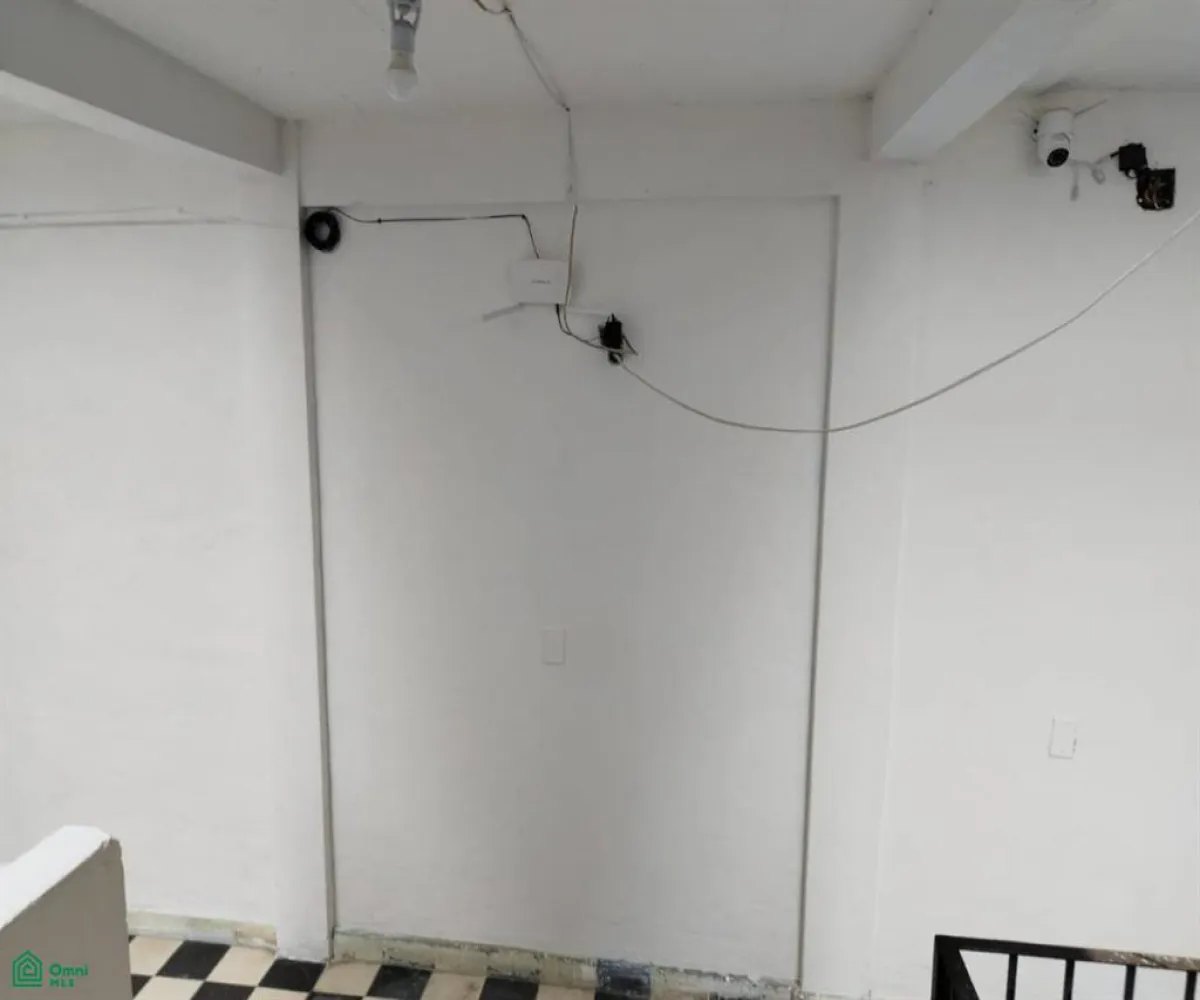 Departamento En Venta,Emiliano Zapata,calle Francisco I madero 275, Puerto Vallarta, Jalisco 48380, 16 Habitaciones,17 Baños,calle Francisco I madero,3,MX251019266