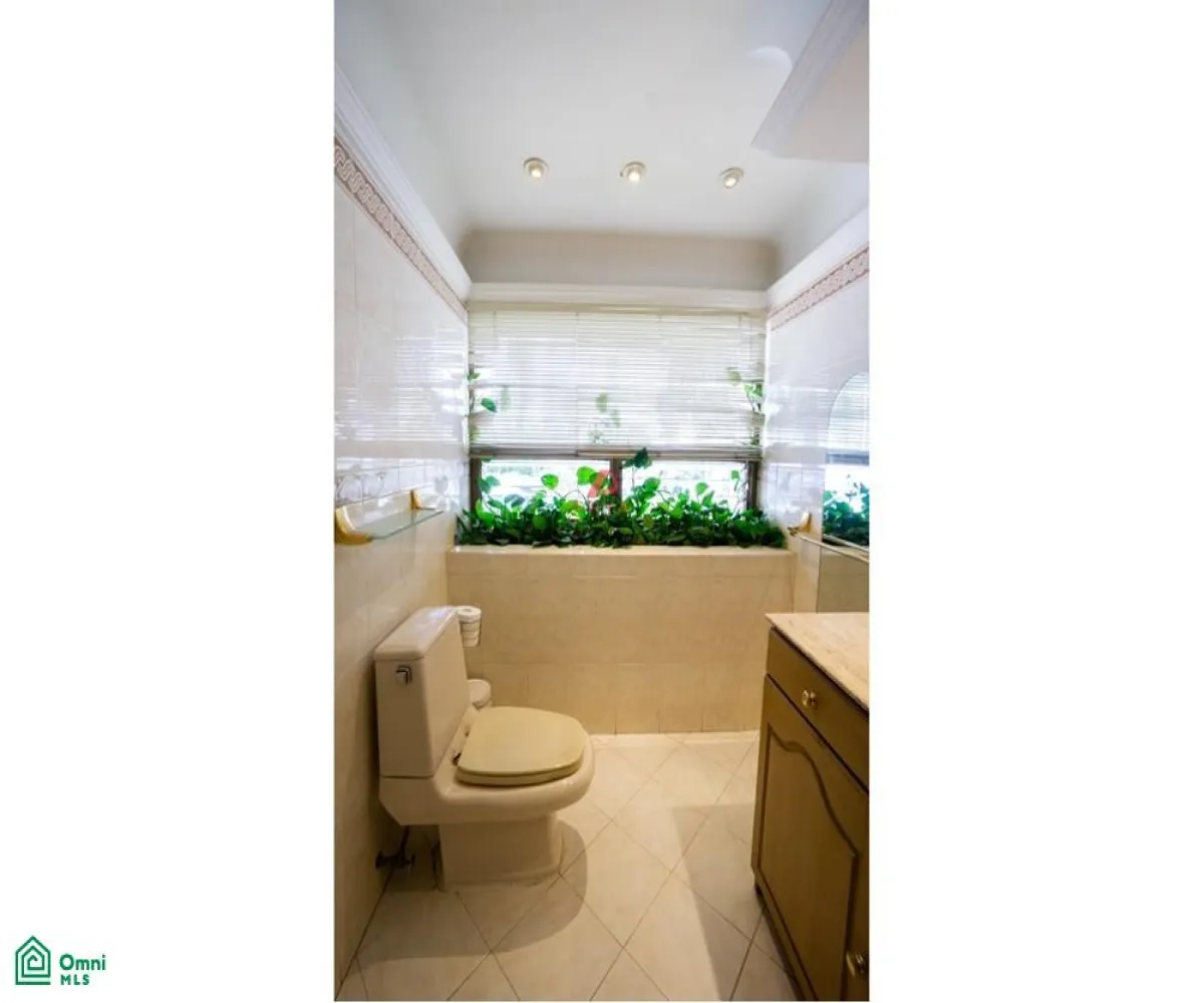 Casa En Venta,Puerta De Hierro,Vereda de los Laureles S/N, Zapopan, Jalisco 45116, 3 Habitaciones,3 Baños,Vereda de los Laureles,MX251019716