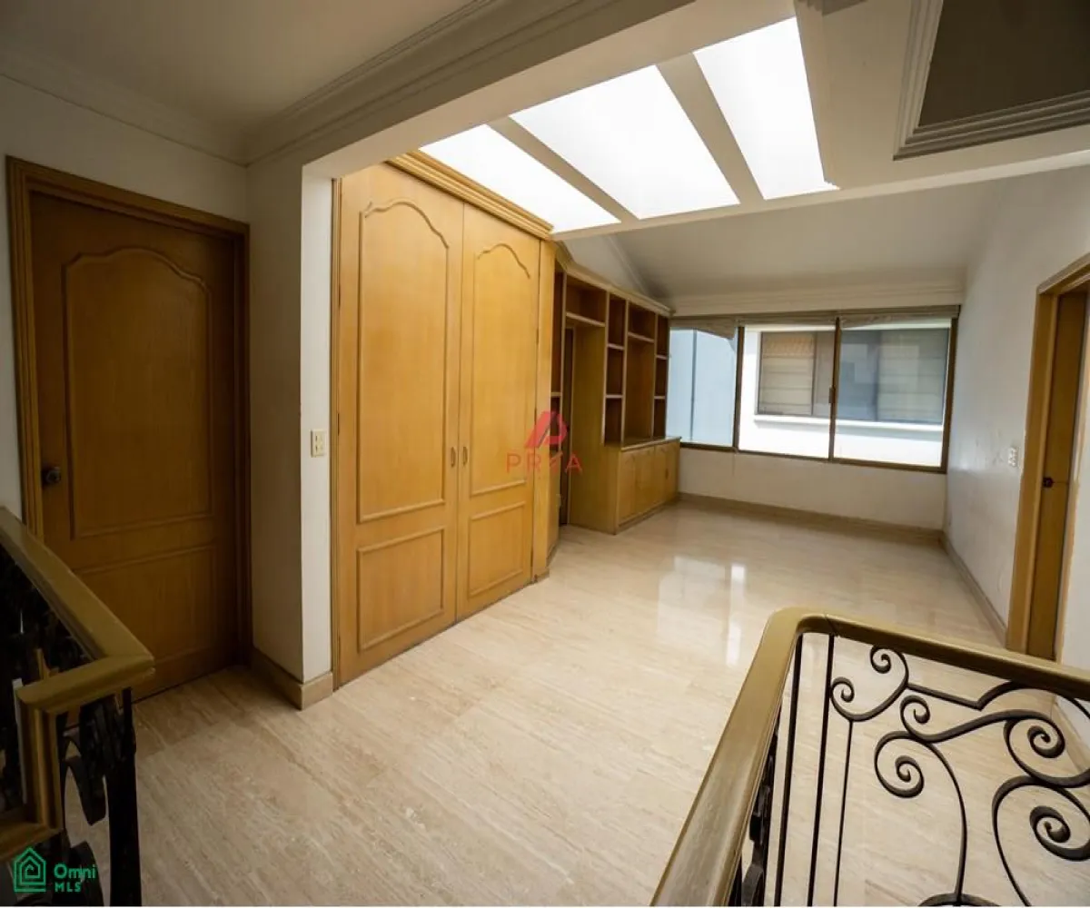 Casa En Venta,Puerta De Hierro,Vereda de los Laureles S/N, Zapopan, Jalisco 45116, 3 Habitaciones,3 Baños,Vereda de los Laureles,MX251019716