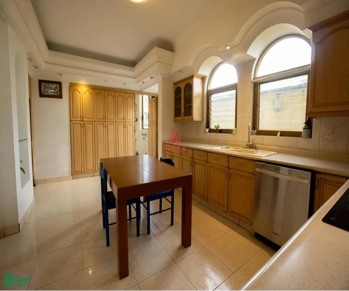 Casa En Venta,Puerta De Hierro,Vereda de los Laureles S/N, Zapopan, Jalisco 45116, 3 Habitaciones,3 Baños,Vereda de los Laureles,MX251019716