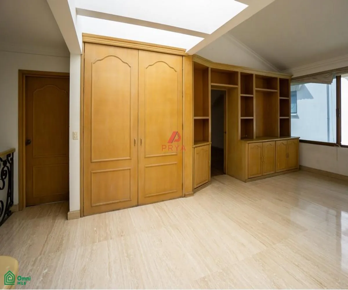 Casa En Venta,Puerta De Hierro,Vereda de los Laureles S/N, Zapopan, Jalisco 45116, 3 Habitaciones,3 Baños,Vereda de los Laureles,MX251019716