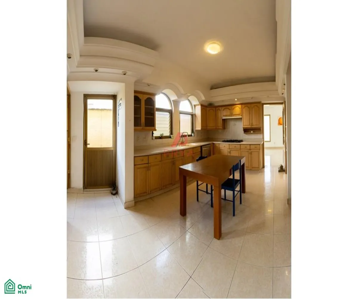 Casa En Venta,Puerta De Hierro,Vereda de los Laureles S/N, Zapopan, Jalisco 45116, 3 Habitaciones,3 Baños,Vereda de los Laureles,MX251019716