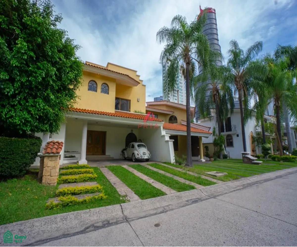 Casa En Venta,Puerta De Hierro,Vereda de los Laureles S/N, Zapopan, Jalisco 45116, 3 Habitaciones,3 Baños,Vereda de los Laureles,MX251019716