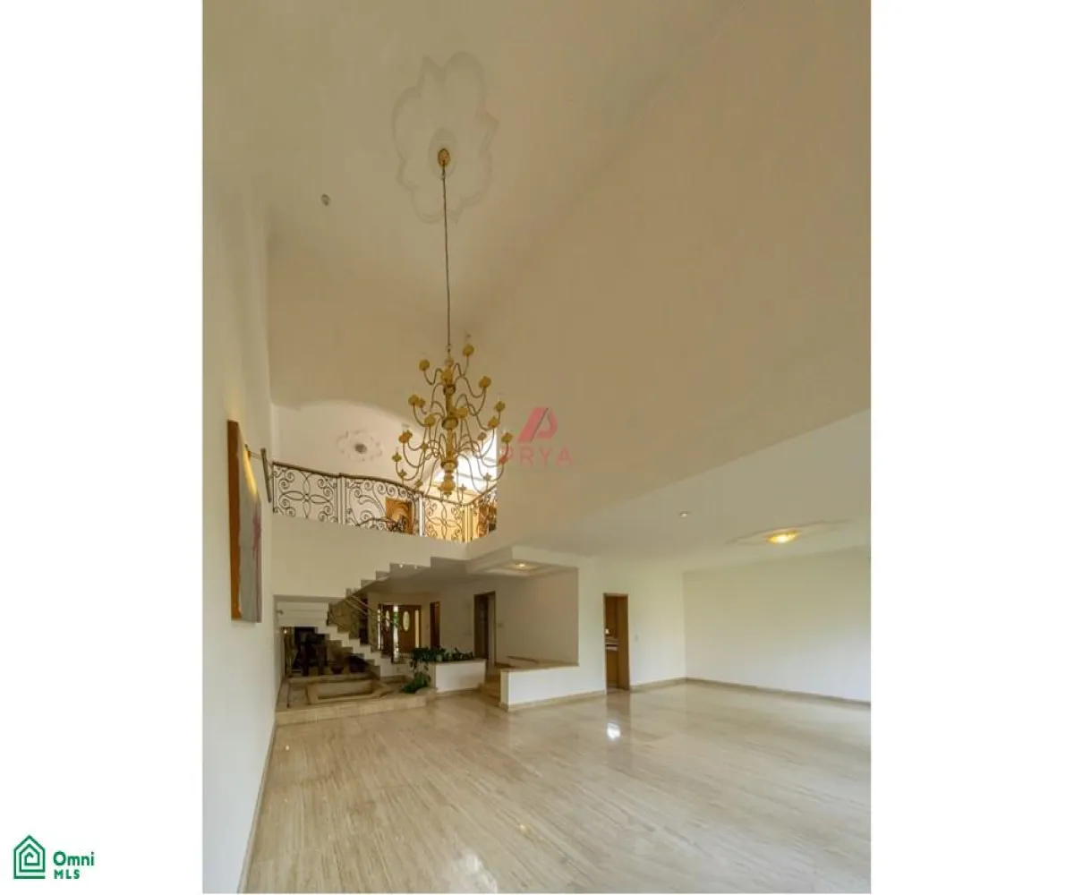 Casa En Venta,Puerta De Hierro,Vereda de los Laureles S/N, Zapopan, Jalisco 45116, 3 Habitaciones,3 Baños,Vereda de los Laureles,MX251019716