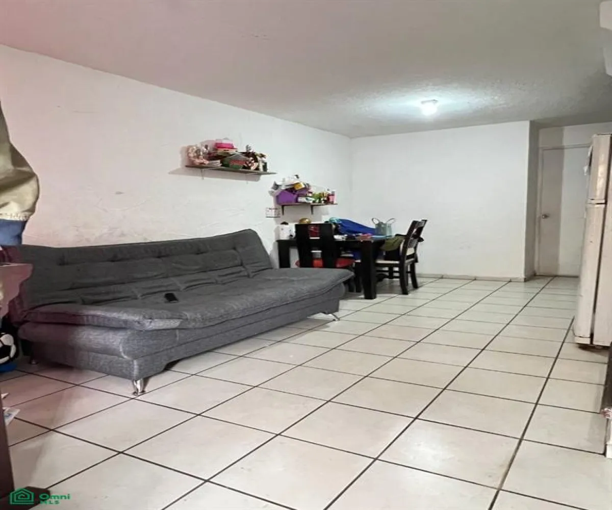 Casa En Venta,Villa Fontana,Fuente Ixtapa 491, Tlaquepaque, Jalisco 45615, 3 Habitaciones,3 Baños,Fuente Ixtapa,2,MX251019756