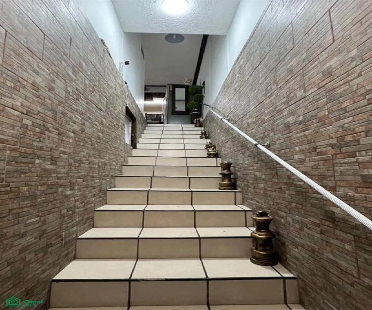 Casa En Venta,San Andrés,Av Chamizal 255, Guadalajara, Jalisco 44810, 3 Habitaciones,2 Baños,Av Chamizal,MX251019757