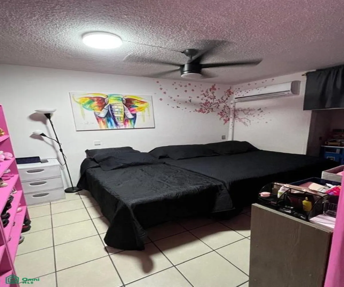 Casa En Venta,San Andrés,Av Chamizal 255, Guadalajara, Jalisco 44810, 3 Habitaciones,2 Baños,Av Chamizal,MX251019757