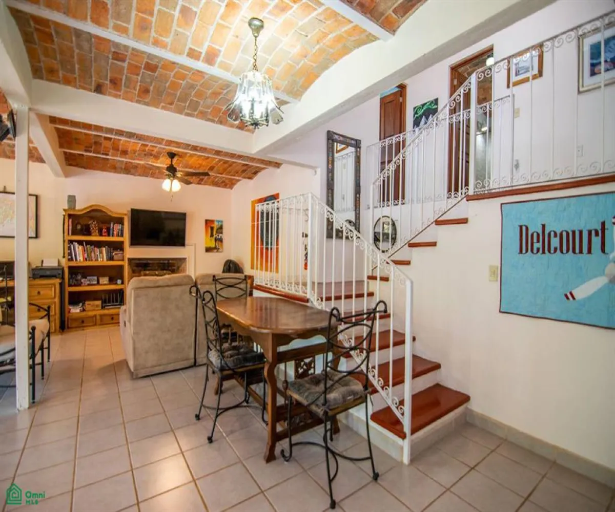 Casa En Venta,Chapala Haciendas,PAJARO DE FUEGO 10, Chapala, Jalisco 45907, 2 Habitaciones,2 Baños,PAJARO DE FUEGO,2,MX251020068