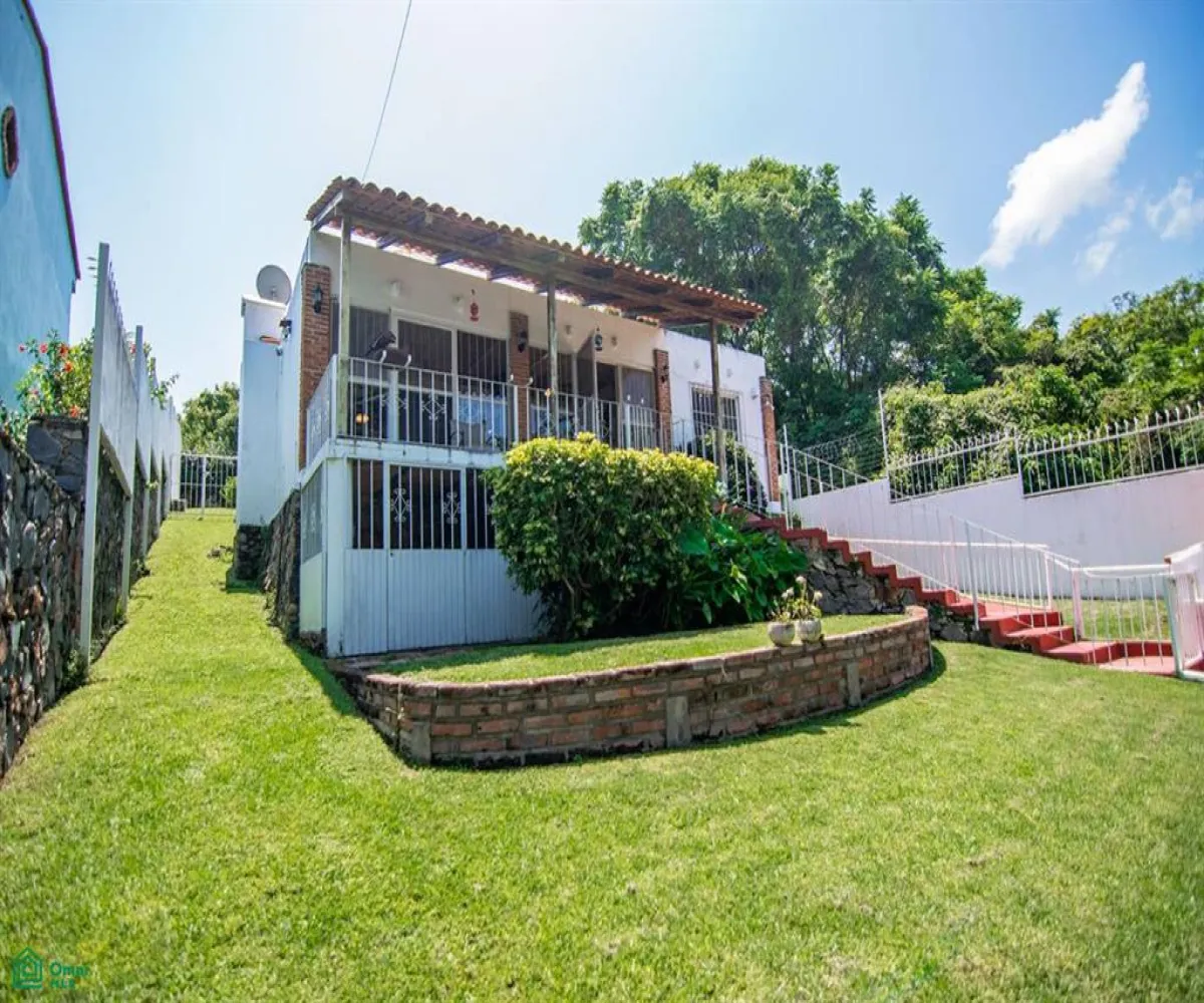 Casa En Venta,Chapala Haciendas,PAJARO DE FUEGO 10, Chapala, Jalisco 45907, 2 Habitaciones,2 Baños,PAJARO DE FUEGO,2,MX251020068