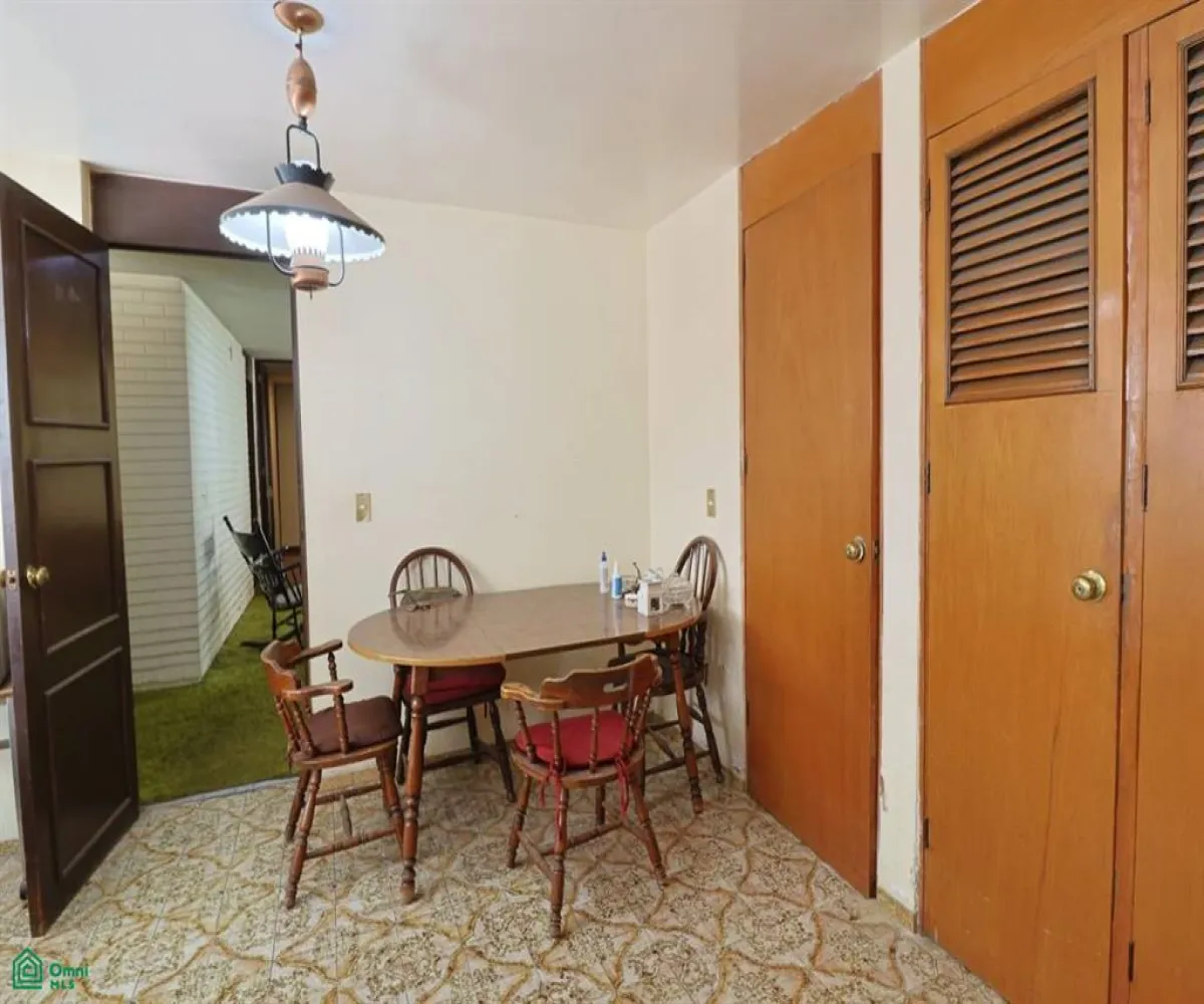 Casa En Venta,Camino Real,San Antonio de Padua 526, Zapopan, Jalisco 45040, 4 Habitaciones,4 Baños,San Antonio de Padua,1,MX251020081