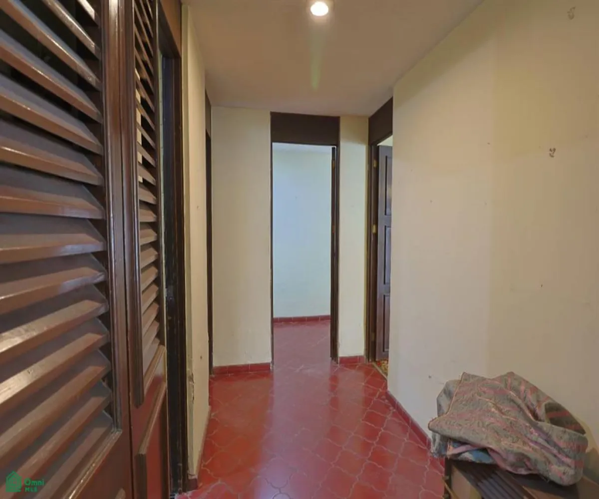 Casa En Venta,Camino Real,San Antonio de Padua 526, Zapopan, Jalisco 45040, 4 Habitaciones,4 Baños,San Antonio de Padua,1,MX251020081