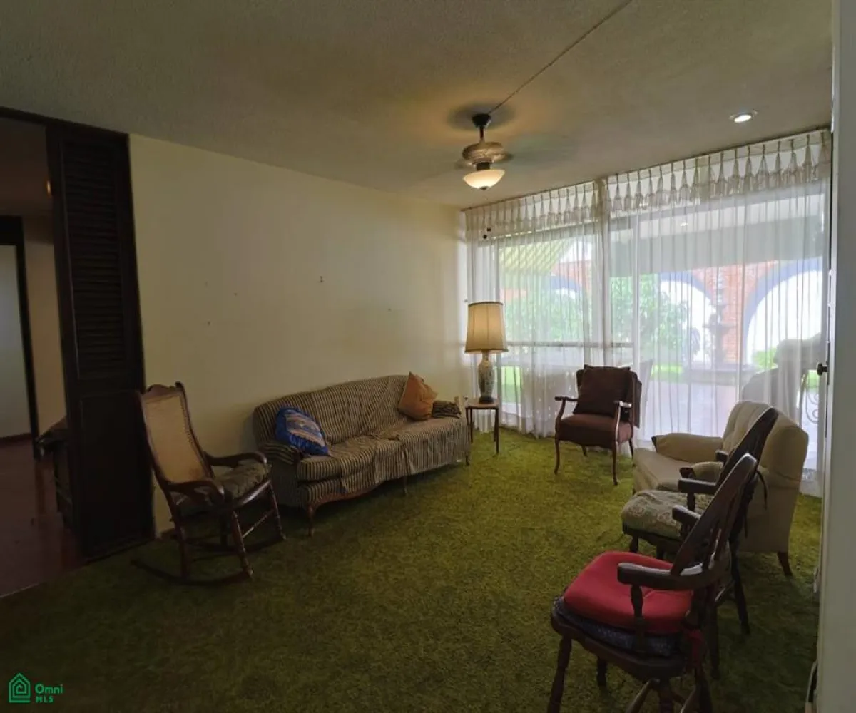 Casa En Venta,Camino Real,San Antonio de Padua 526, Zapopan, Jalisco 45040, 4 Habitaciones,4 Baños,San Antonio de Padua,1,MX251020081