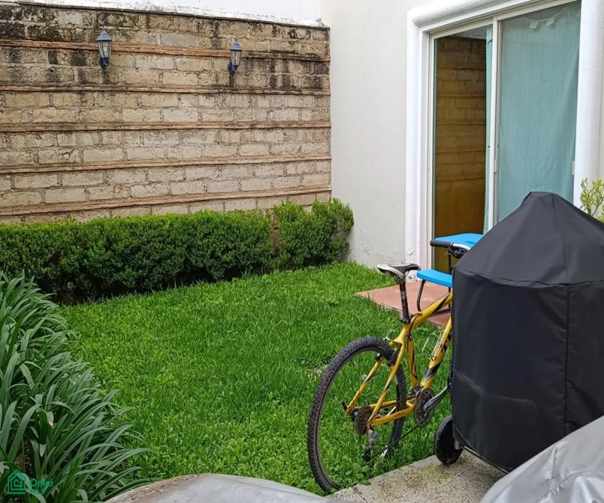 Casa En Venta,Rinconada Del Parque,Av. Ecónomos 6831, Zapopan, Jalisco 45010, 4 Habitaciones,4 Baños,Av. Ecónomos,2,MX251020500