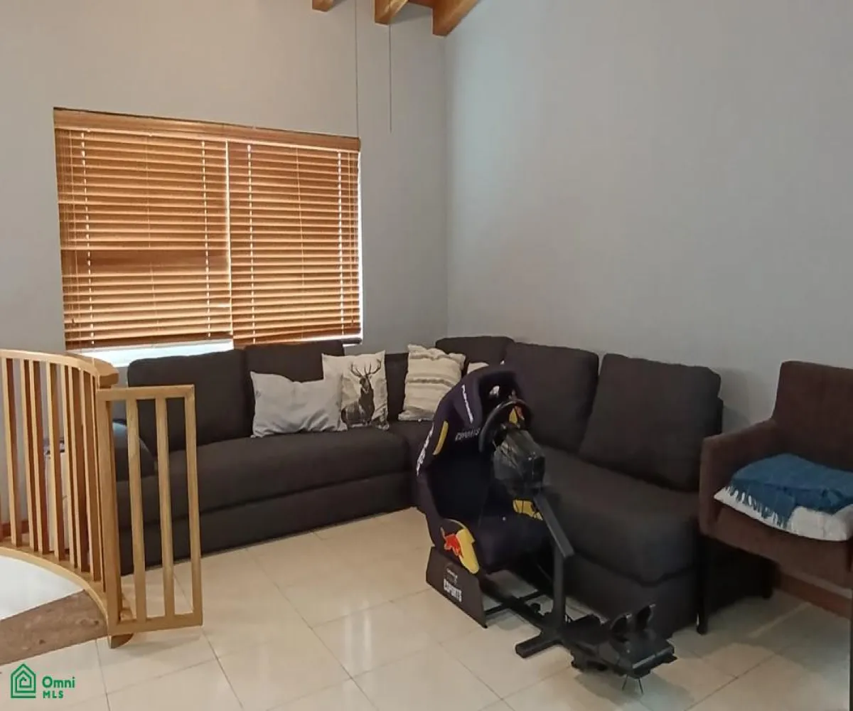 Casa En Venta,Rinconada Del Parque,Av. Ecónomos 6831, Zapopan, Jalisco 45010, 4 Habitaciones,4 Baños,Av. Ecónomos,2,MX251020500