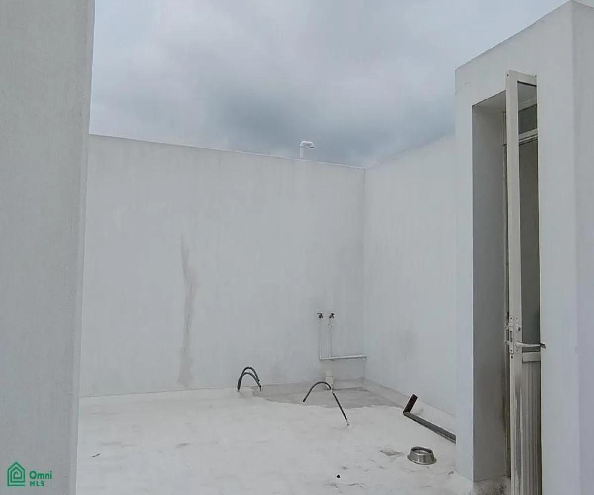 Casa En Venta,Rinconada Del Parque,Av. Ecónomos 6831, Zapopan, Jalisco 45010, 4 Habitaciones,4 Baños,Av. Ecónomos,2,MX251020500