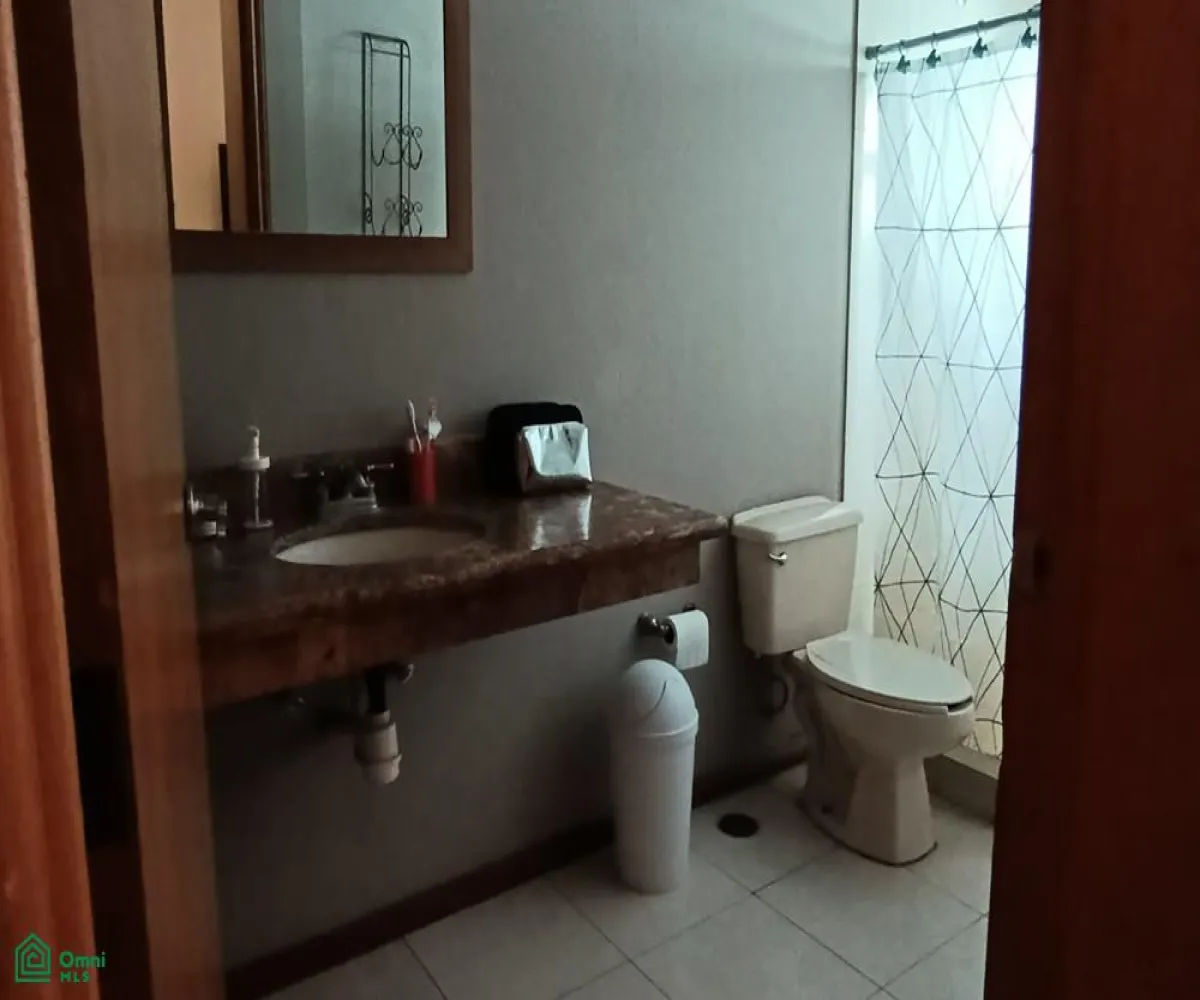 Casa En Venta,Rinconada Del Parque,Av. Ecónomos 6831, Zapopan, Jalisco 45010, 4 Habitaciones,4 Baños,Av. Ecónomos,2,MX251020500