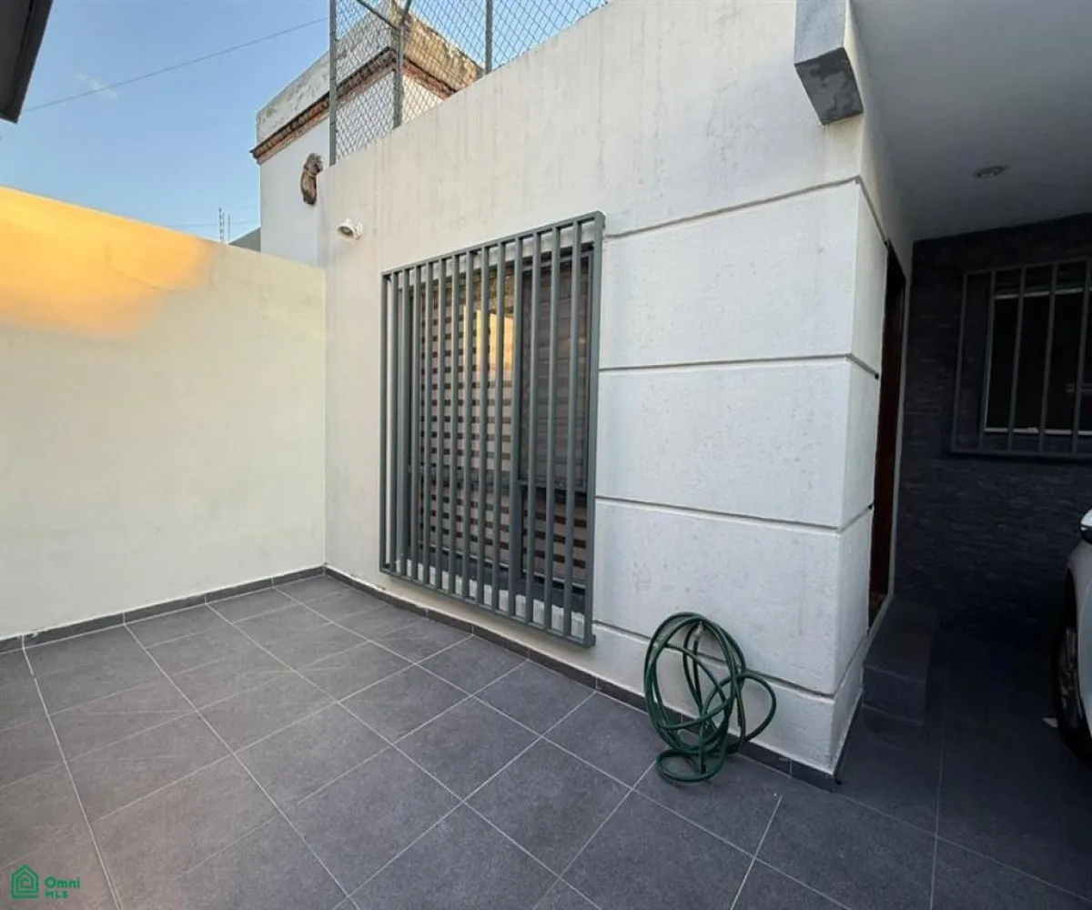 Casa En Venta,Chapultepec Country,ERIN 1785, Guadalajara, Jalisco 44620, 3 Habitaciones,2 Baños,ERIN,1,MX251020969