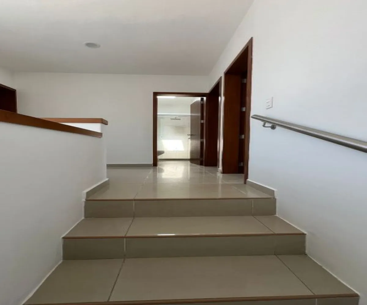 Casa En Venta,La Tijera,Avenida Nueva Galicia 387, Tlajomulco de Zúñiga, Jalisco 45645, 3 Habitaciones,2 Baños,Avenida Nueva Galicia,2,pVivG9o