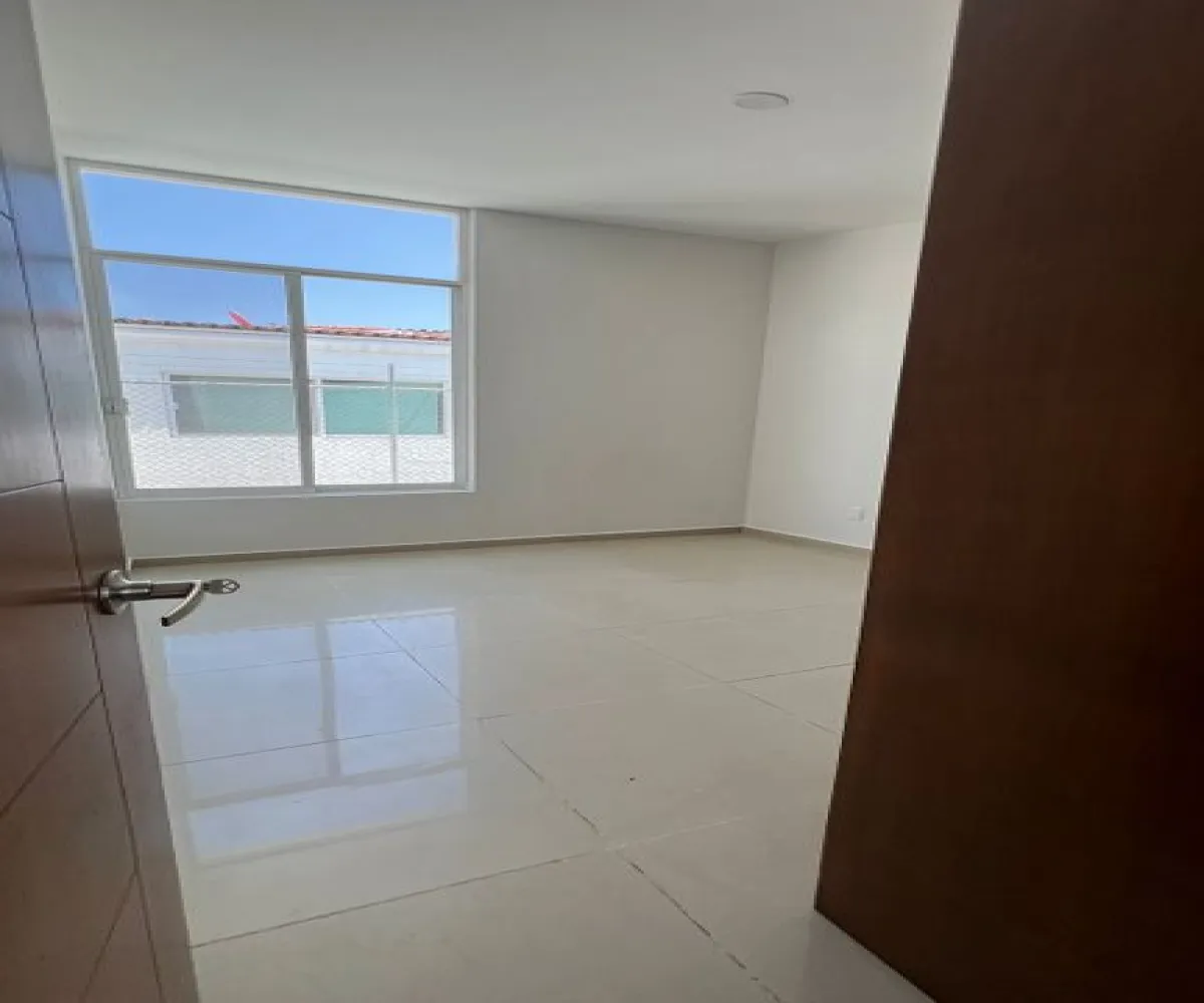 Casa En Venta,La Tijera,Avenida Nueva Galicia 387, Tlajomulco de Zúñiga, Jalisco 45645, 3 Habitaciones,2 Baños,Avenida Nueva Galicia,2,pVivG9o