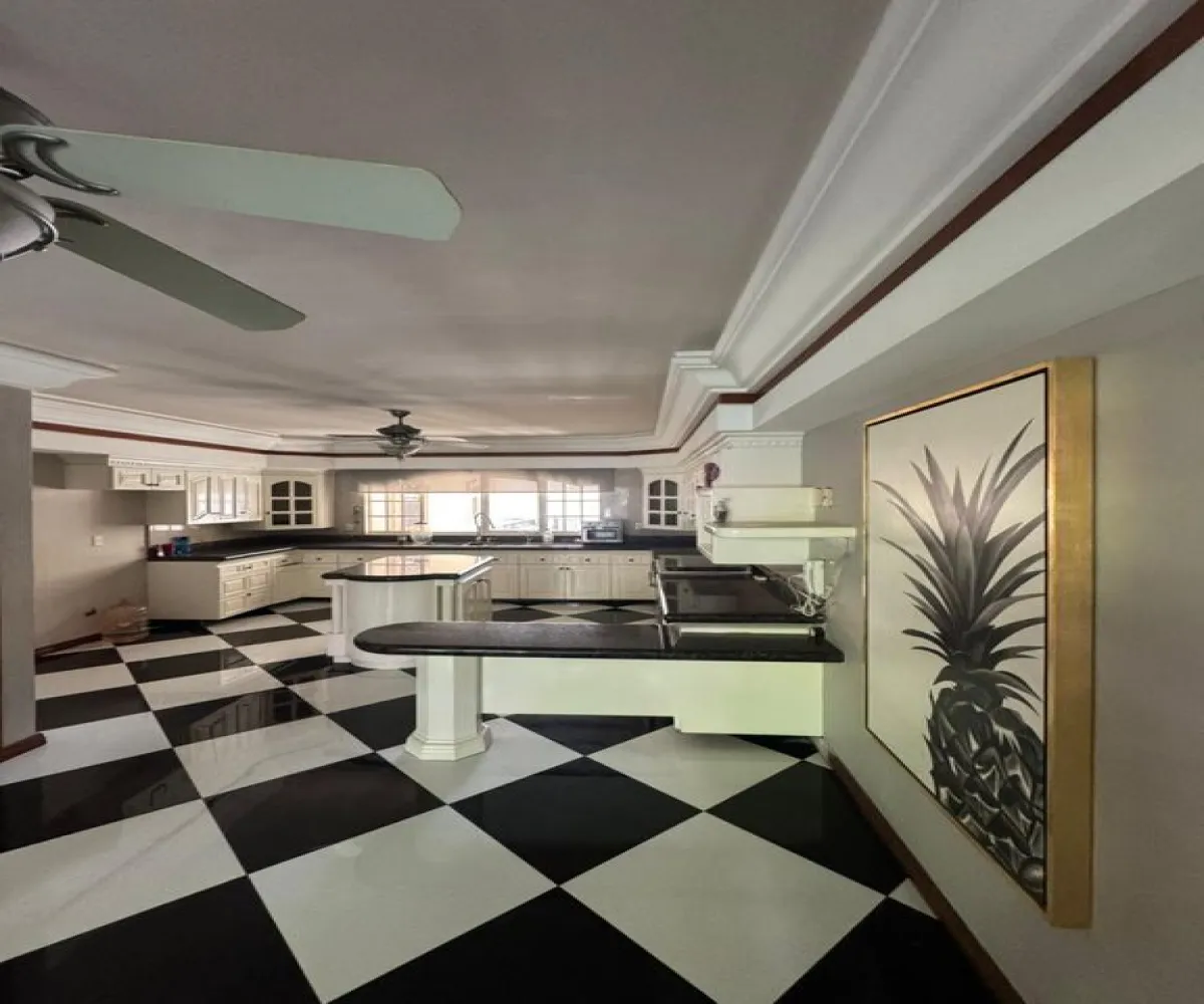 Casa En Venta,Bugambilias,Callejón de los Claveles S/N, Zapopan, Jalisco 45237, 4 Habitaciones,4 Baños,Callejón de los Claveles,1,pVi7Og8