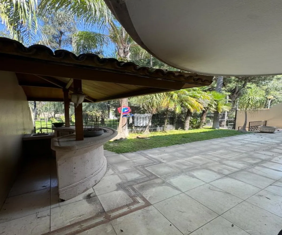 Casa En Venta,Bugambilias,Callejón de los Claveles S/N, Zapopan, Jalisco 45237, 4 Habitaciones,4 Baños,Callejón de los Claveles,1,pVi7Og8