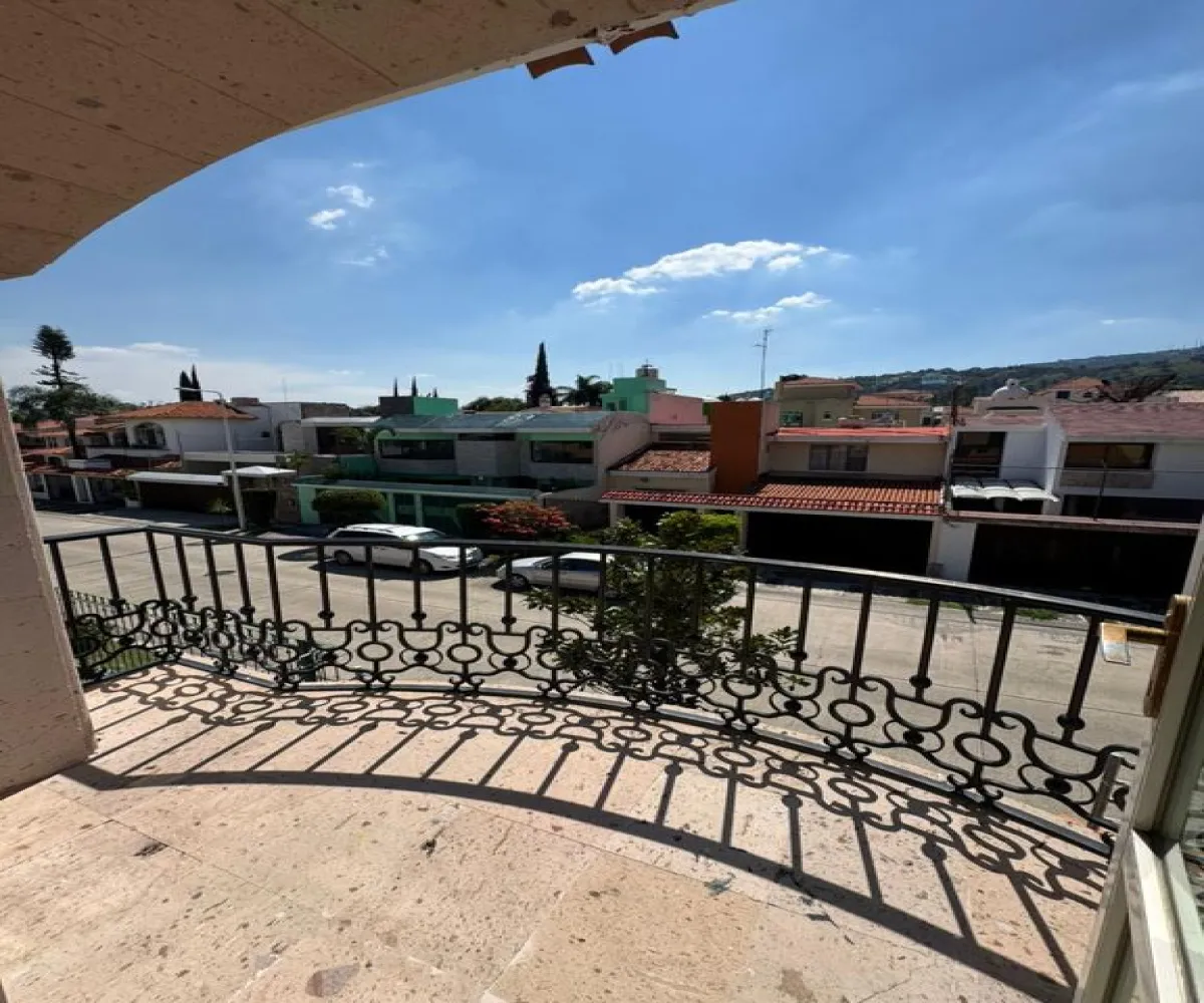 Casa En Venta,Bugambilias,Callejón de los Claveles S/N, Zapopan, Jalisco 45237, 4 Habitaciones,4 Baños,Callejón de los Claveles,1,pVi7Og8