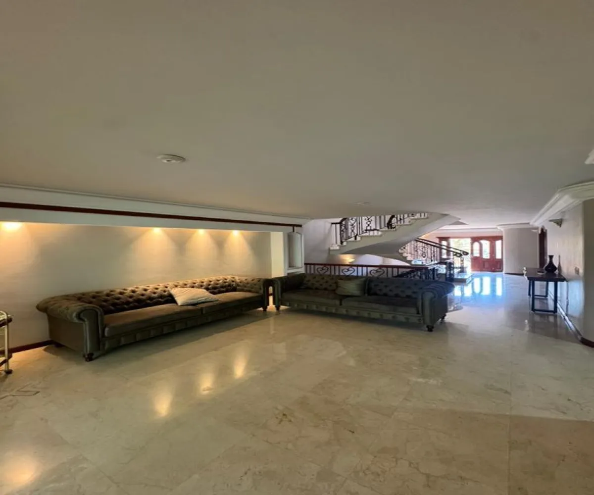 Casa En Venta,Bugambilias,Callejón de los Claveles S/N, Zapopan, Jalisco 45237, 4 Habitaciones,4 Baños,Callejón de los Claveles,1,pVi7Og8