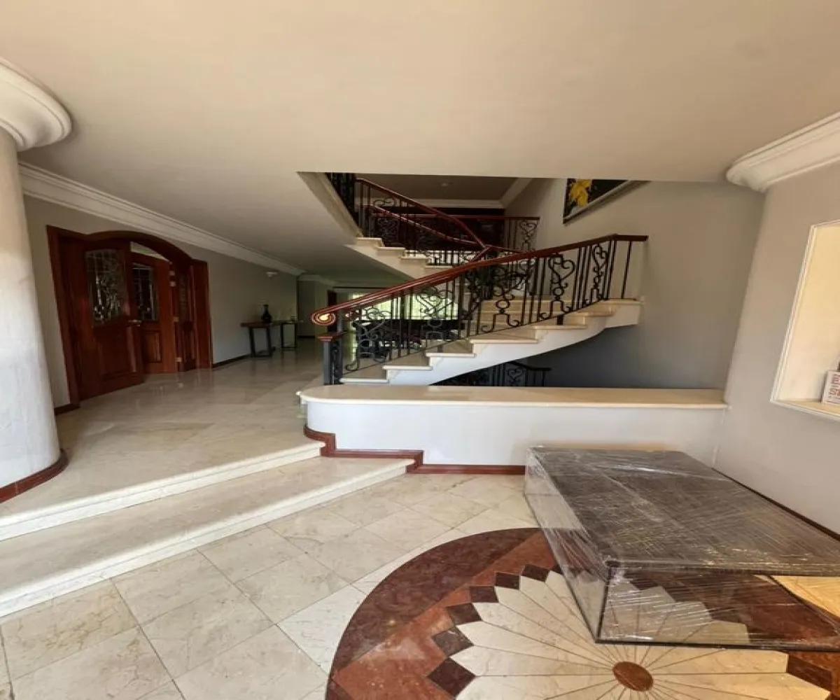 Casa En Venta,Bugambilias,Callejón de los Claveles S/N, Zapopan, Jalisco 45237, 4 Habitaciones,4 Baños,Callejón de los Claveles,1,pVi7Og8